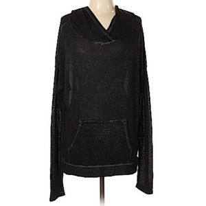 WE THE FREE black long sleeve shirt with hood